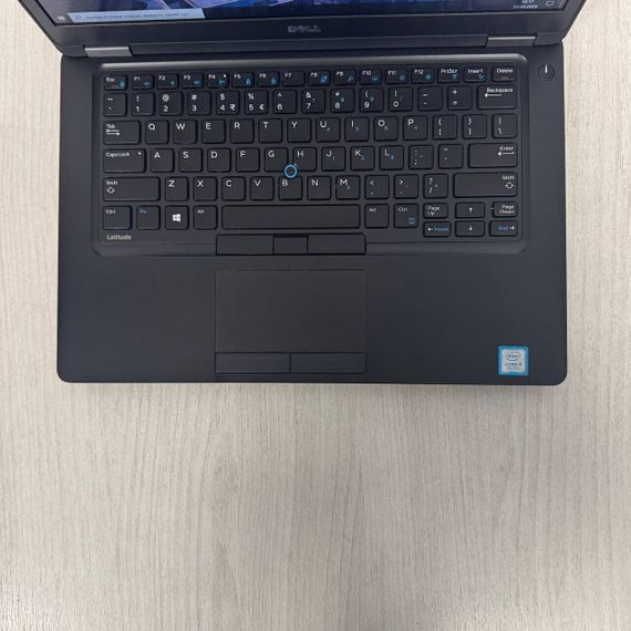 Ноутбук Dell Latitude 5480 / 14" (1920x1080) IPS / Intel Core i5-7200U (2 (4) ядра по 2.5 - 3.1 GHz) / 8 GB DDR4 / 256 GB SSD M.2 / Intel HD Graphics 620 / NoWebCam б/у | Зображення 2