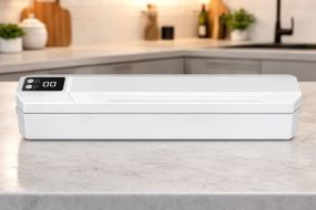 Вакуумний пакувальник пакетів Vacuum Sealer / Автоматичний побутовий вакууматор з пакетами, вакуумайзер для пакування та