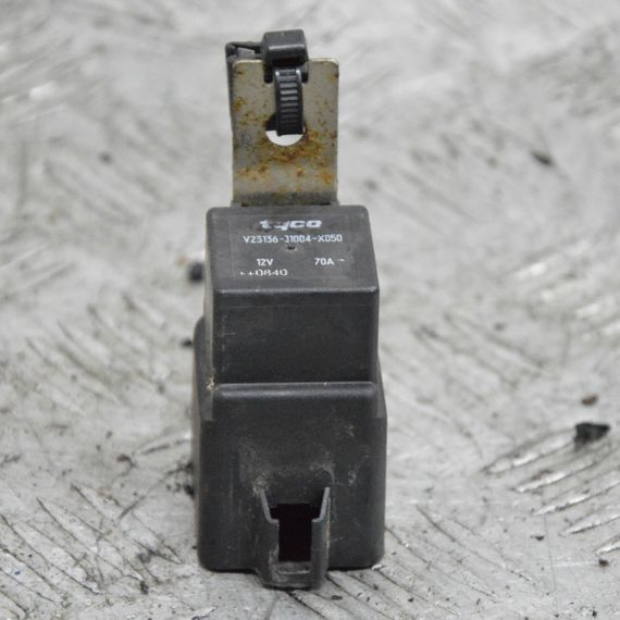 Реле Volvo S40 V50 2004-2012 Реле Вольво с40 в50 V23136J1004X050