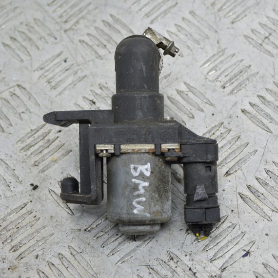 Кран пічки BMW E36 1990-2000 Клапан обігрівача БМВ е36 1147412052 8391418