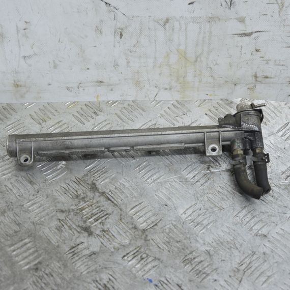 Паливна рейка 1.4 16V Volkswagen Golf IV 1997-2003 Паливна рампа Фольксваген Гольф 4 036133319AA