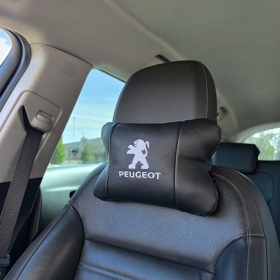 Набор подушек Peugeot из кожи + брелок в подарок, Автоподушки QE-545 с вышивкой | Зображення 1