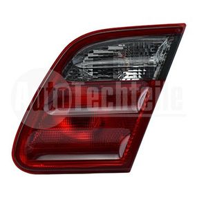Фонарь задний правый Mercedes Benz W210/S210 95-02, AutoTechteile, 120 8216, 440-1301R-UE-SR