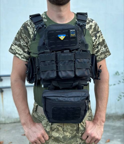 Плитоноска швидкого скидання+ напашник та 6 підсумків чорний | Зображення 3