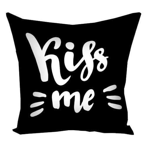 Подушка габардинова з принтом Kiss me 40x40 см (4P_18L077)