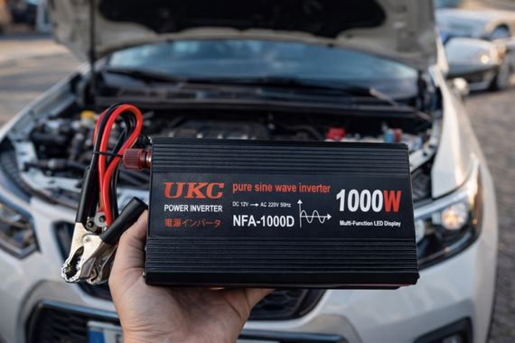 Преобразователь напряжения 12V-220V UKC 1000 Вт с чистой синусоидой / автомобильный инвертор 12 В в 220 В с цифровым дисплеем и USB выходом | Зображення 3