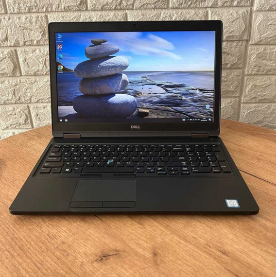 Ноутбук Dell Latitude 5590 15,6" FHD IPS i7 8650U 8Gb SSD 256Gb  Б/В | Зображення 1