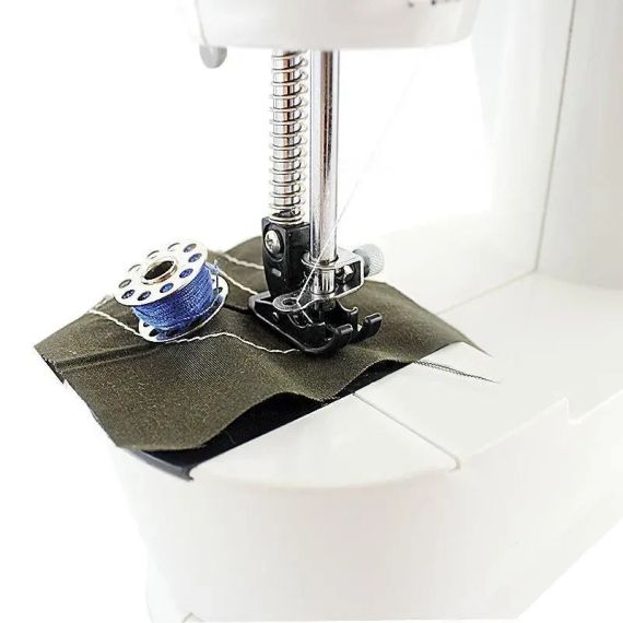Мини швейная машинка 4 в 1 Mini Sewing Machine SM-201 | Зображення 2
