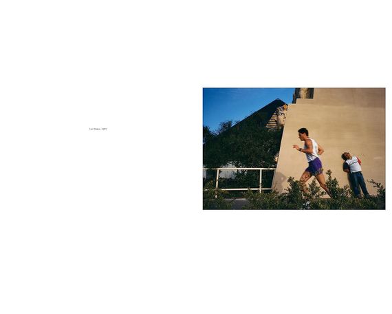 Подарочные книги для фотографов Alex Webb: Dislocations альбомы известных фотографов Алекс Уэбб | Зображення 4