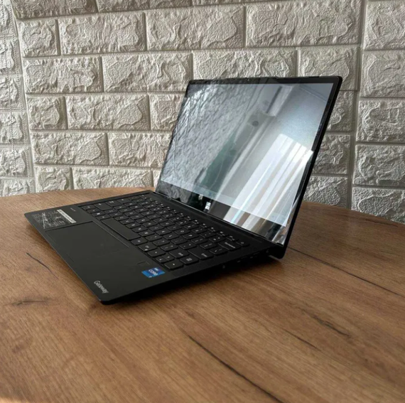 Ноутбук Сенсорний Gateway GWTC71427-BK 14.0" FHD IPS i7 1255U 8Gb SSD 512Gb Б/В | Зображення 3