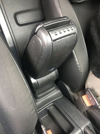 Подлокотник V1 (в подстаканник) Серый для Volkswagen Caddy 2010-2015 гг | Зображення 5