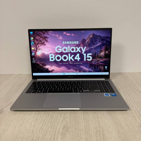 Ультрабук Samsung Galaxy Book4 15 NP750XGK / 15.6" (1920x1080) IPS / Intel Core 7 150U (10 (12) ядер по 1.8 - 5.4 GHz) / 16 GB DDR4 / 256 GB SSD / Intel Graphics / WebCam б/в | Зображення 1