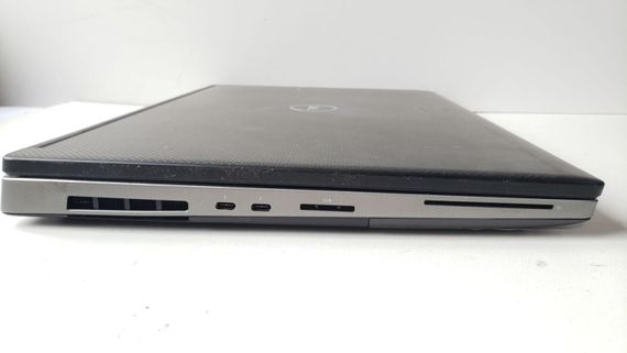 Мобільна робоча станціяDell Precision 7730 / 17.3" (1920x1080) IPS / Intel Core i7-8750H (6 (12) ядер по 2.2 - 4.1 GHz) / 32 GB DDR4 / 512 GB SSD M.2 / AMD Radeon Pro WX 4150, 4 GB GDDR5, 128-bit / WebCam б/в | Зображення 3