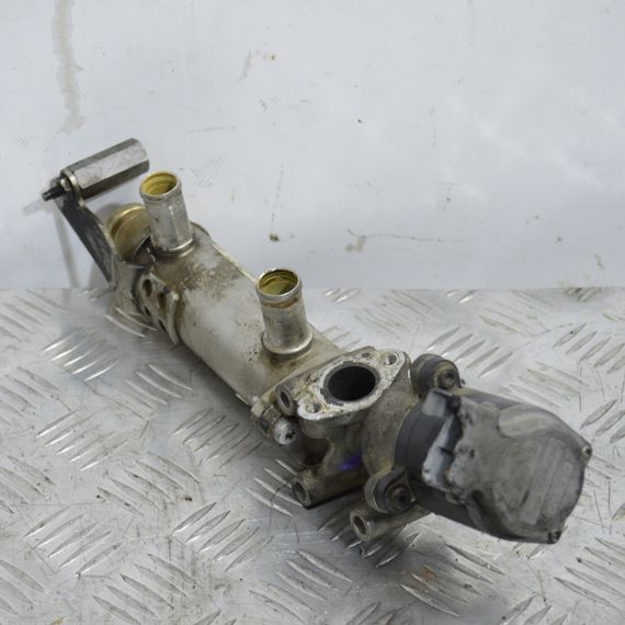 Клапан EGR Jaguar 2.7 D егр Ягуар лівий 4R8Q-9D475-A 4R8Q9D475A | Зображення 1