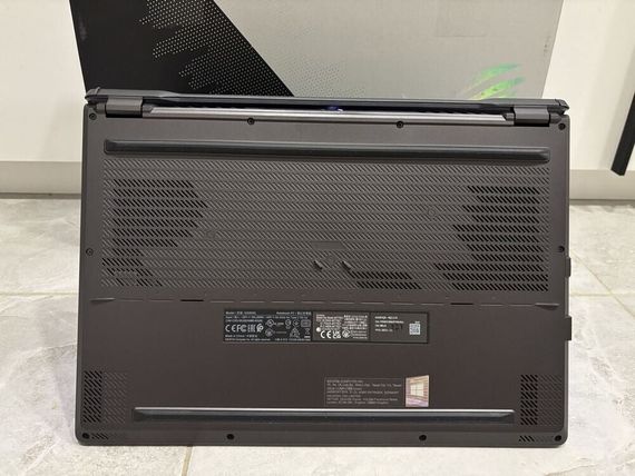 Ігровий ноутбук Asus ROG Zephyrus GA503Q / 15.6" (2560x1440) IPS / AMD Ryzen 9 5900HS (8 (16) ядер по 3.0 - 4.6 GHz) / 16 GB DDR4 / 1000 GB SSD M.2 / nVidia GeForce RTX 3080, 8 GB GDDR6, 256-bit / Коробка б/в | Зображення 6