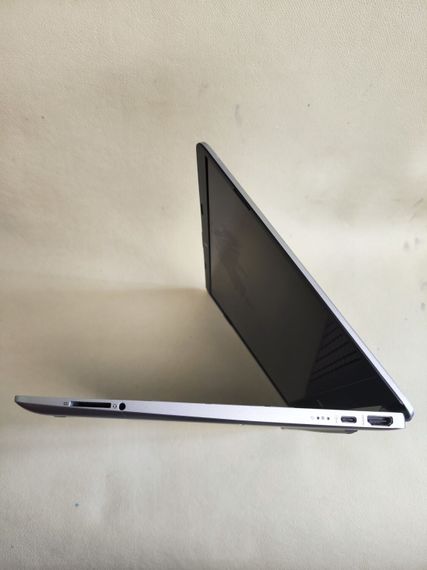 Ультабук Б-класс HP 15-DY2703DX / 15.6" (1366x768) TN Touch / Intel Core i5-1135G7 (4 (8) ядра по 4.2 GHz) / 8 GB DDR4 / 256 GB SSD / Intel Iris Xe Graphics / WebCam б/у | Зображення 5