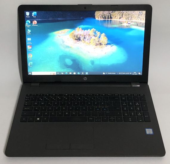Ноутбук HP 250 G6 / 15.6" (1366x768) TN / Intel Core i3-6006U (2 (4) ядра по 2.0 GHz) / 8 GB DDR4 / 128 GB SSD / Intel HD Graphics 620 / WebCam / DVD-ROM / Win 10 Pro б/в | Зображення 1