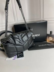 Женская Сумка Yves Saint Laurent Puffer Small Chain Bag in Quilted Lambskin черная с черным лого wb040