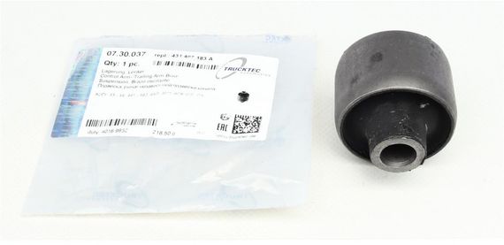 Сайлентблок важеля переднього знизу всередині Audi 100 200 83-91 07.30.037