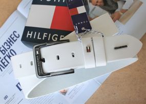 Кожаный мужской ремень Tommy Hilfiger белый
