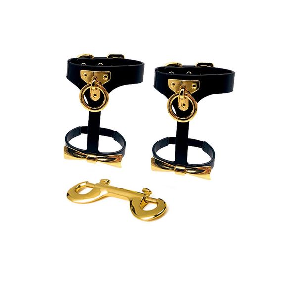 Поножи из итальянской кожи с золотыми деталями Butterfly cuffs UPKO sexstyle | Зображення 1