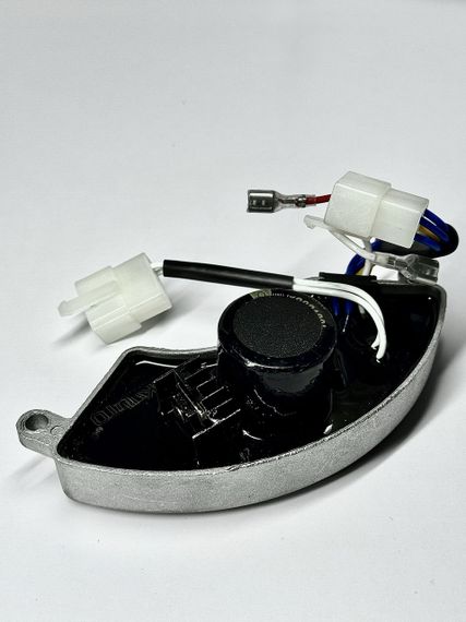 Регулятор напруги AVR для генераторів 5-8 кВт (450 В 680 мкФ ) | Зображення 1