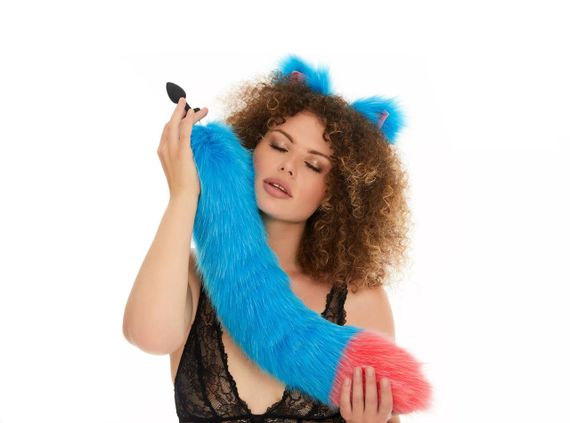 Анальный меховой хвост без пробки, Ярко-голубой с ярко-розовым кончиком, OKOVA 60 см. sexstyle | Зображення 2