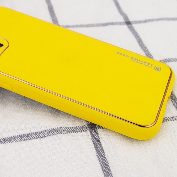 Шкіряний чохол Xshield для Apple iPhone 14 Pro Max (6.7") Жовтий / Yellow | Зображення 1