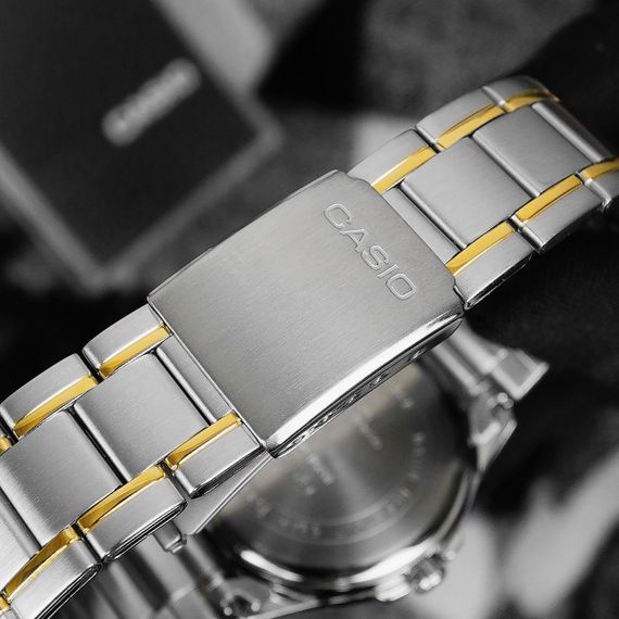Чоловічий годинник Casio MTP-1381G-1A | Зображення 9