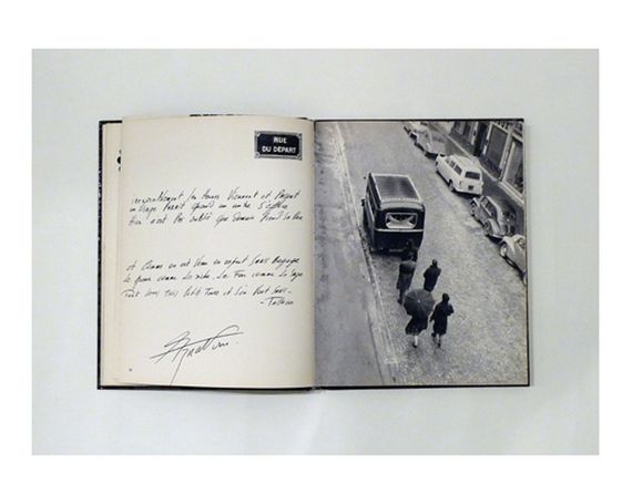 Книга альбомы известных фотографов о Париже Rene Maltete. Paris des Rues et des Chansons книги по фотографии | Зображення 1