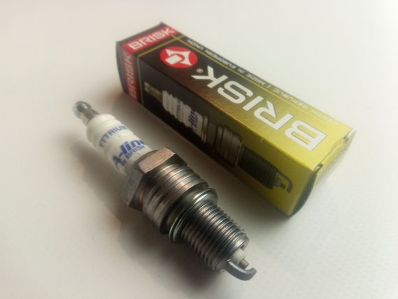 Свічка запалювання BRISK A-Line No13 LR15YCY-1 (ВАЗ 2112), Чехія (2112-3707010) (LR15YCY1.4K) | Зображення 2