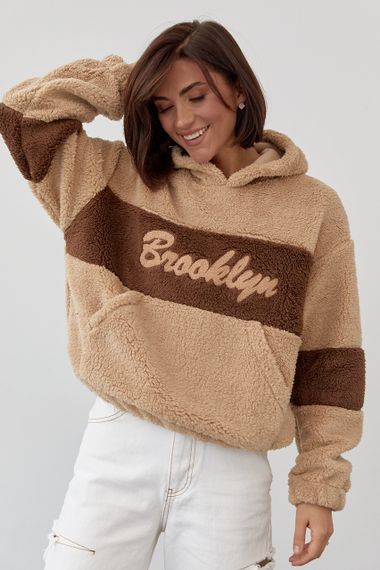 Женское худи из экомеха с надписью Brooklyn - светло-коричневый цвет, S (есть размеры)