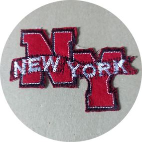 Нашивка на одежду (термо) New York 95*70 мм Червоний