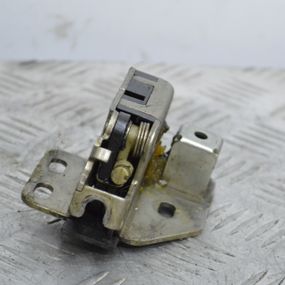 Замок дверей задніх лівих розпашних Mercedes Sprinter W906 Мерседес Спрінтер  A9067400035