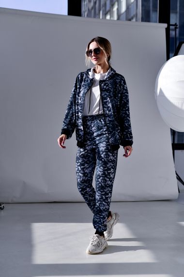 Жіночий костюм DRAPP