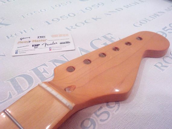 Гриф кленовый ЛАКИРОВАННЫЙ для электрогитары Fender Stratocaster ST | Зображення 3