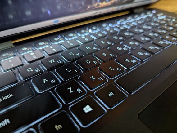 Ультрабук Dell Latitude 7420 / 14" (1920x1080) IPS / Intel Core i7-1185G7 (4 (8) ядра по 3.0 - 4.8 GHz) / 16 GB DDR4 / 512 GB SSD / Intel Iris Xe Graphics / HDMI / USB Type-C / Windows 11 б/в + Подарунок Бездротова миша / USB | Зображення 5