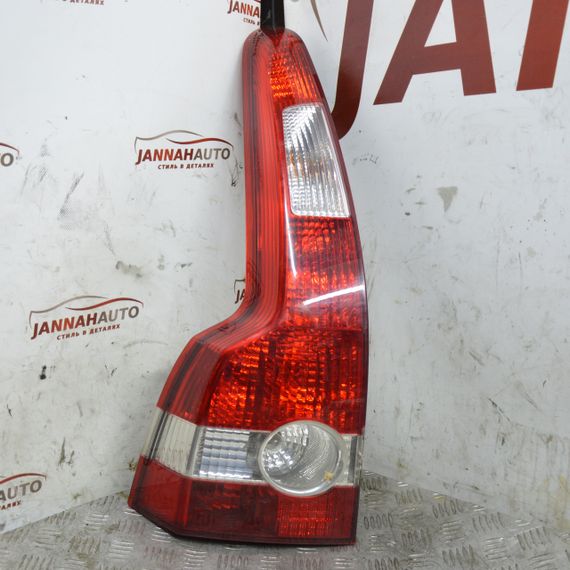 Ліхтар задній лівий Volvo V50 2004-2007 універсал Фара стоп задня ліва Вольво в50 30698918