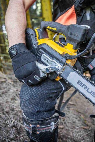Пила ланцюгова акумуляторна безщіткова з верхньою ручкою DeWALT DCMCST635X1 | Зображення 8