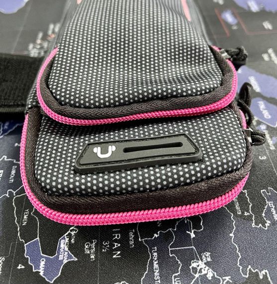 Чехол на руку Primo Sport универсальный спортивный для телефона до 6.5" - Black-Pink | Зображення 3