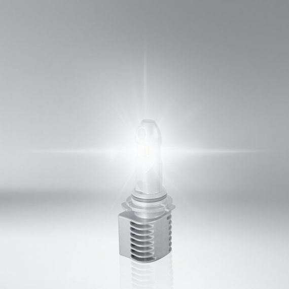 Комплект світлодіодних ламп OSRAM 9506CW LEDriving HB4 14W 12-24V P22D 6000K | Зображення 2