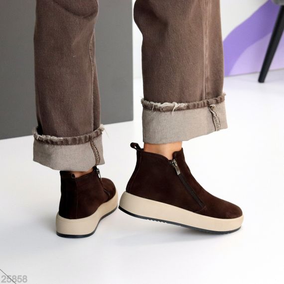 Лаконічні замшеві зимові черевики на дві блискавки колір Шоколад | Зображення 8