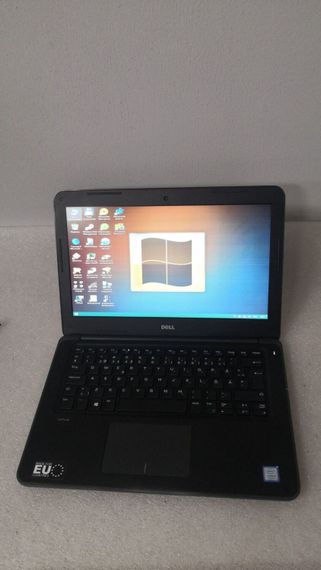 Ультрабук Dell Latitude 3380 / 13.3" (1366x768) TN / Intel Core i5-7200U (2 (4) ядра по 2.5 - 3.1 GHz) / 8 GB DDR4 / 500 GB HDD /HD Graphics 620 / WebCam / Win 10 Pro б/в | Зображення 2