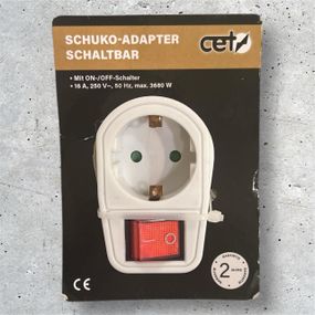 Адаптер для розетки с выключателем Белый