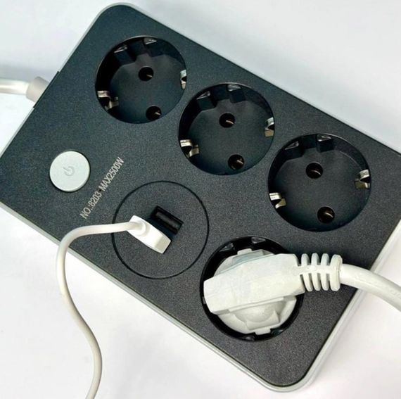 Подовжувач Power Socket 8203 2USB на 4 розетки, 2 м, чорний | Зображення 1