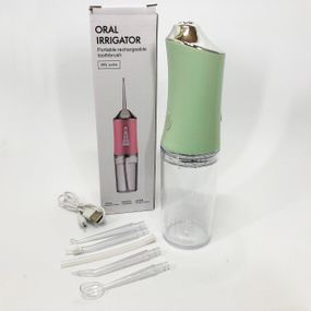 Ирригатор для чистки зубов и полости рта Oral Irrigator с аккумулятором и сменными насадками. Цвет: зеленый RP-47