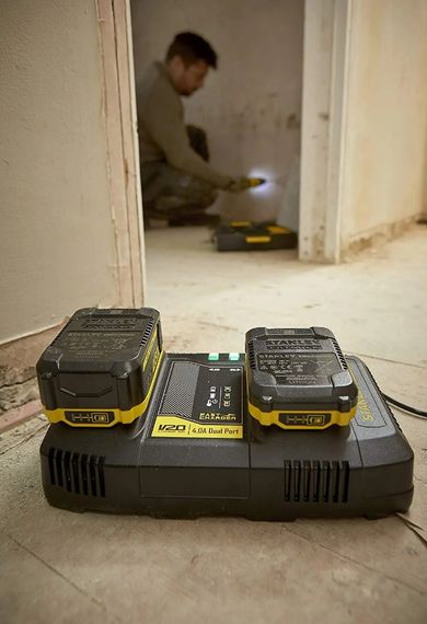 Зарядний пристрій на 2 акумулятора Stanley FATMAX SFMCB24 | Зображення 2