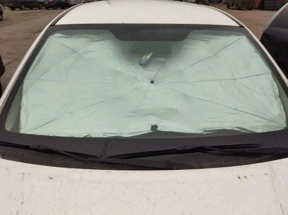 ОЧЕНКА! Автомобільна сонцезахисна парасолька на лобове скло 78х136 см (Відсутна ручка 3089) | Зображення 8