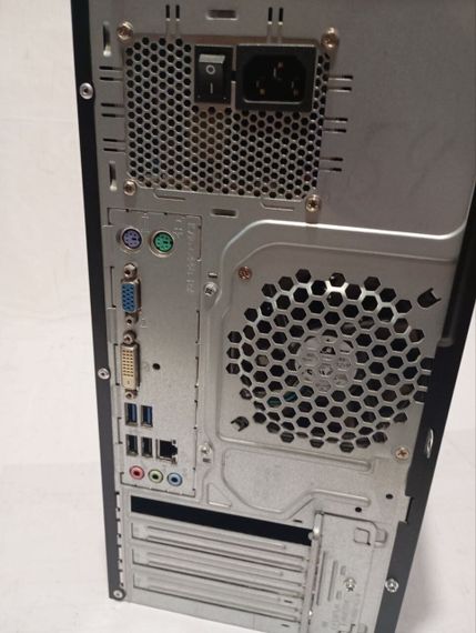ПК Fujitsu Esprimo P420 E85+ Tower / Intel Core i5-4590 (4 ядра по 3.3 - 3.7 GHz) / 8 GB DDR3 / 256 GB SSD / Intel HD Graphics 4600 / DVD-RW б/в | Зображення 3