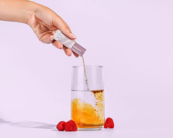 Смесь экстракта трав с натуральным чаем с ароматом малины Nutriplus Farmasi 30 стиков. | Зображення 2